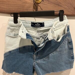 Hollister Women's Light and Dark Blue Jean Shorts